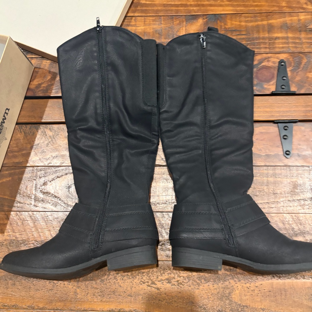 Ruff Hewn Black Mid-Calf Buckle Boots - Picture 6 of 9